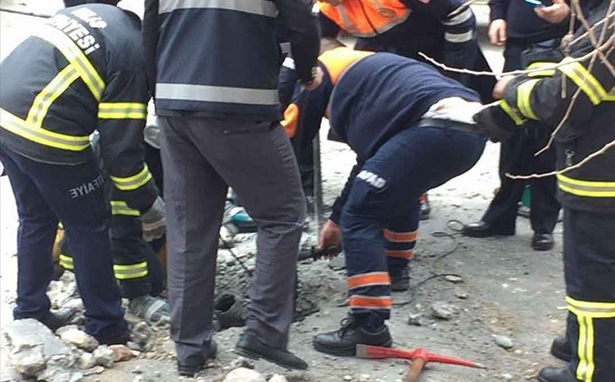 AKP bildiğimiz gibi: Kilis&#8217;teki katyuşa roketlerine yayın yasağı