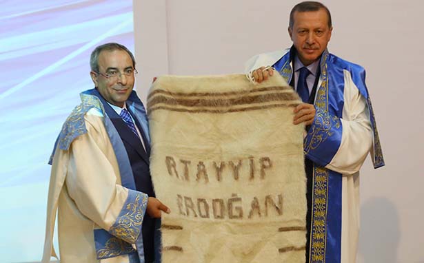 Yandaş rektörler sıraya girdi: &#8220;Cumhurbaşkanı ve başbakanın yanındayız&#8221;