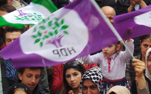 HDP Beyoğlu ilçe binasına baskın: 9 gözaltı