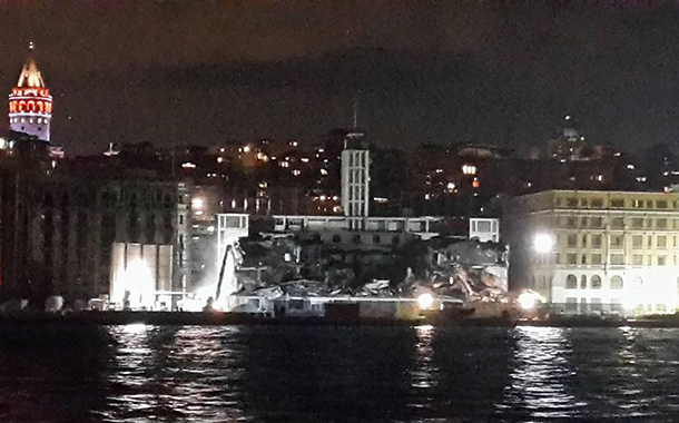 Koruma Kurulu da Galataport&#8217;a dava açtıysa projeye yıkım iznini kim verdi?