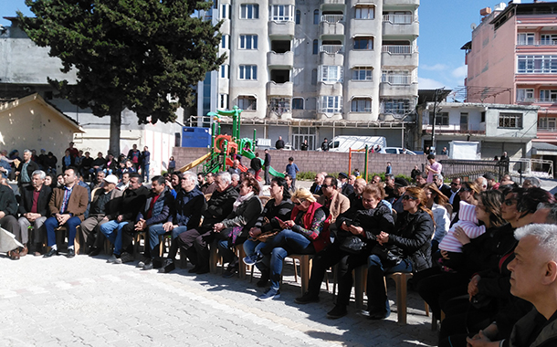 Hatay’ın Gümüşgöze Mahallesi&#8217;nde “Hayır” diyenler forumda buluştu