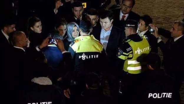 Aile Bakanının &#8220;kullanışlı&#8221; mazlumluğu &#8211; Sevda Karaca (Evrensel)