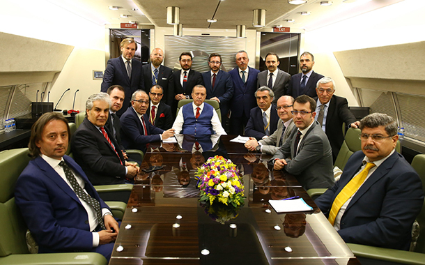 Brüksel dönüşü Erdoğan: Süngüsü düşmüş, hayal gücü gelişmiş