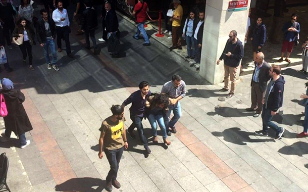 Kadıköy ve Kartal&#8217;da Gülmen-Özakça ile dayanışma eylemine saldırı: 22 gözaltı