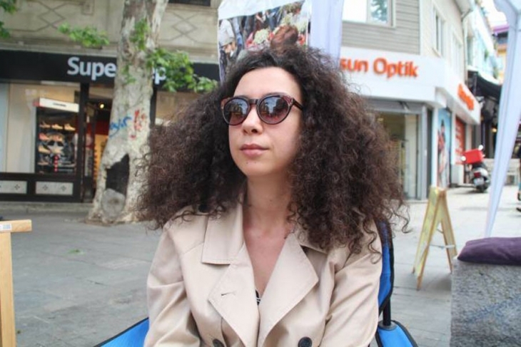 Gülmen ve Özakça&#8217;ya destek eylemini Hazal Halavut devraldı