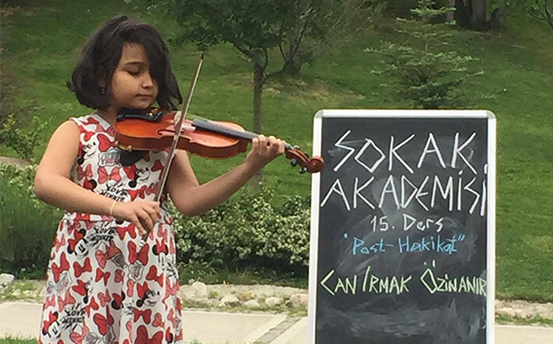 Sokak Akademisi ilk dönemi tamamladı: &#8220;Sokaklarda olmaya devam edeceğiz&#8221;