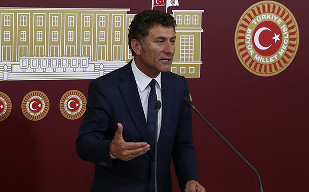 &#8220;MEB&#8217;in yeni müfredatı, laik ve bilimsel eğitime meydan okumaktır&#8221;