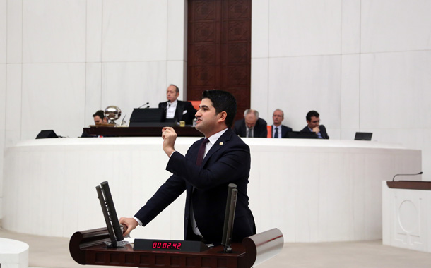 CHP&#8217;li Adıgüzel: Mülakatı geçen eğitimcilerin yüzde 90&#8217;ı yandaş sendika üyesi