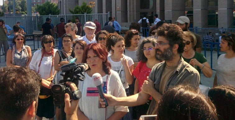Kabataş Martı projesini eleştirene dava: Sen misin &#8220;çakma kuş&#8221; diyen