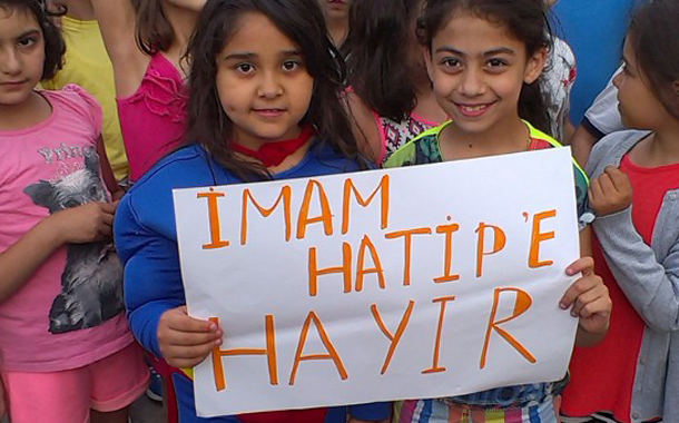 Karar yazarları tek ses: &#8220;Zeki çocukları imam hatiplerde heba ediyoruz&#8221;