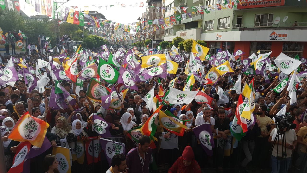 HDP ikinci &#8220;Vicdan, Adalet ve Demokrasi&#8221; mitingini Van&#8217;da gerçekleştirdi
