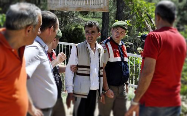 Büyüknohutçu çiftinin &#8216;konuşmaya hazırlanan&#8217; katili hapiste ölü bulundu