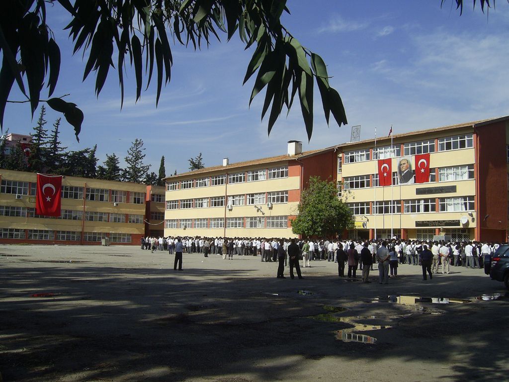 &#8220;Çocuğunuzun geleceği için fen lisesine yakın, sahibinden kiralık daireler&#8221;