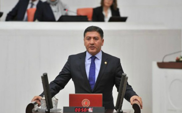 CHP&#8217;li Murat Emir: &#8220;Pandemide Menzil&#8217;e yakın şirkete ihale üstüne ihale verilmiş&#8221;