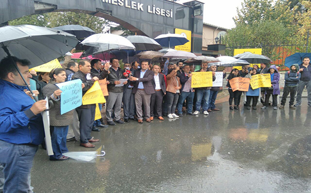 Şişli EML öğrencileri ve velileri eylemde: &#8220;Okulumuzu yıktırmayacağız&#8221;