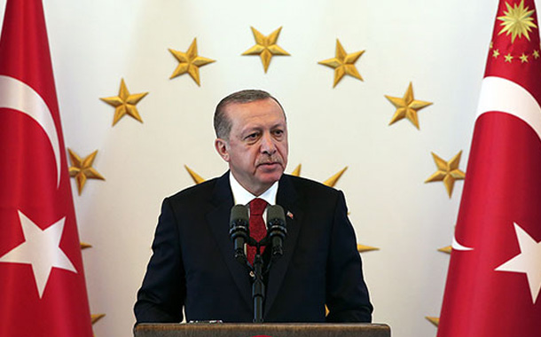 ABD&#8217;ye &#8220;Size muhtaç değiliz&#8221; diyen Erdoğan, polise &#8216;SIG Sauer&#8217;i yasakladı