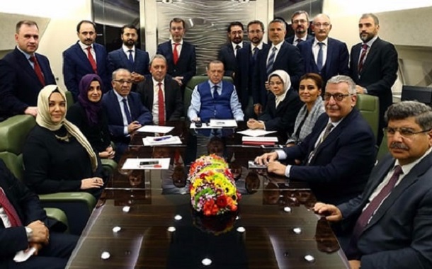 Erdoğan&#8217;dan muhalefetin belediyelerine: Gereğini yapmazlarsa devreye gireriz