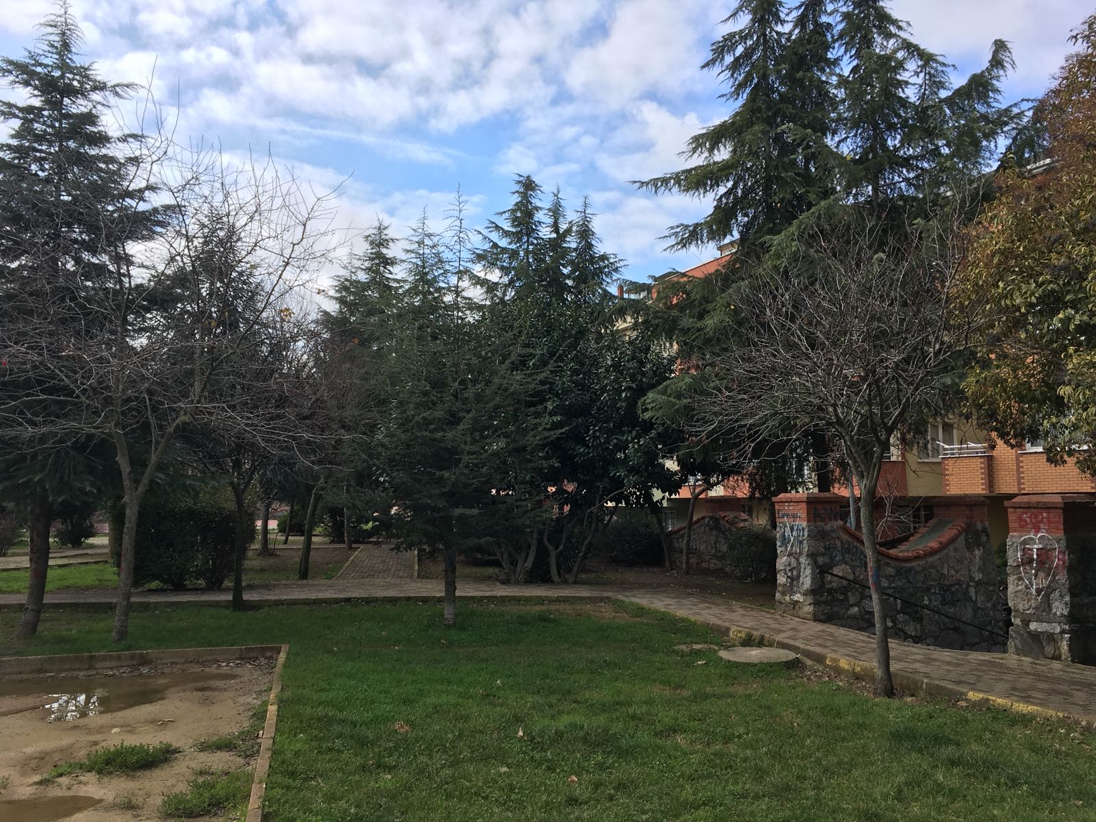 Bir park daha yok ediliyor: Çekmeköy Kültür Parkı&#8217;na veda – Abbas Karakaya
