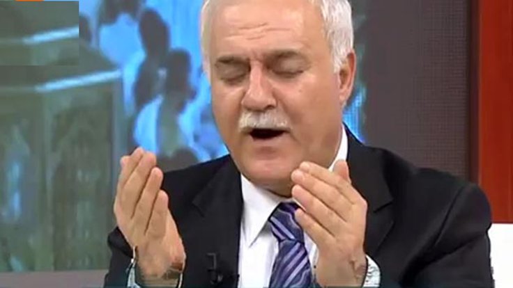 İlçe Milli Eğitim Müdürlüğü öğrencilerden Nihat Hatipoğlu&#8217;na soru sormalarını istedi