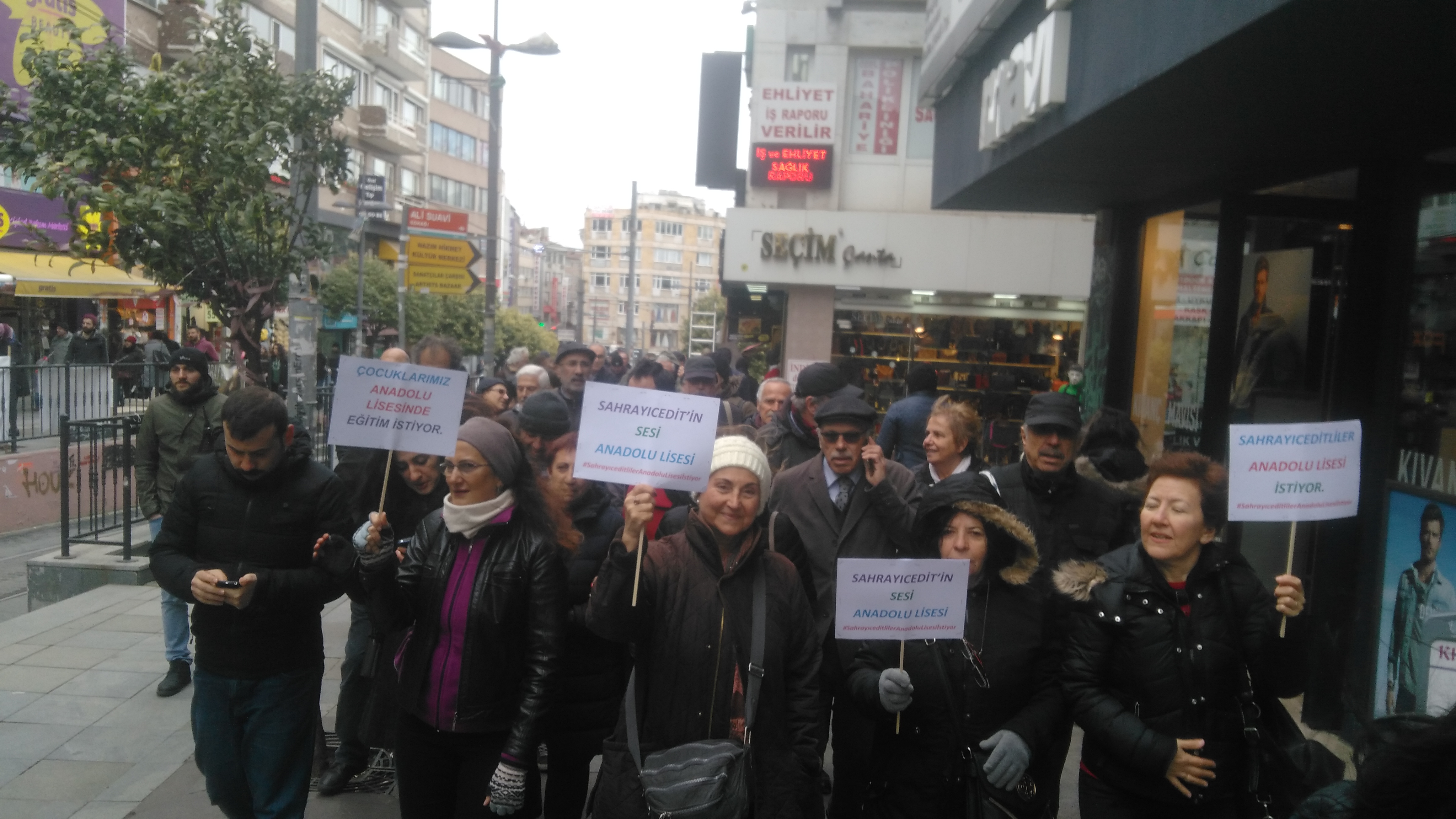 Sahrayıcedit sakinleri: &#8220;Burada imam hatipten başka lise yok, birini anadolu lisesi yapın&#8221;