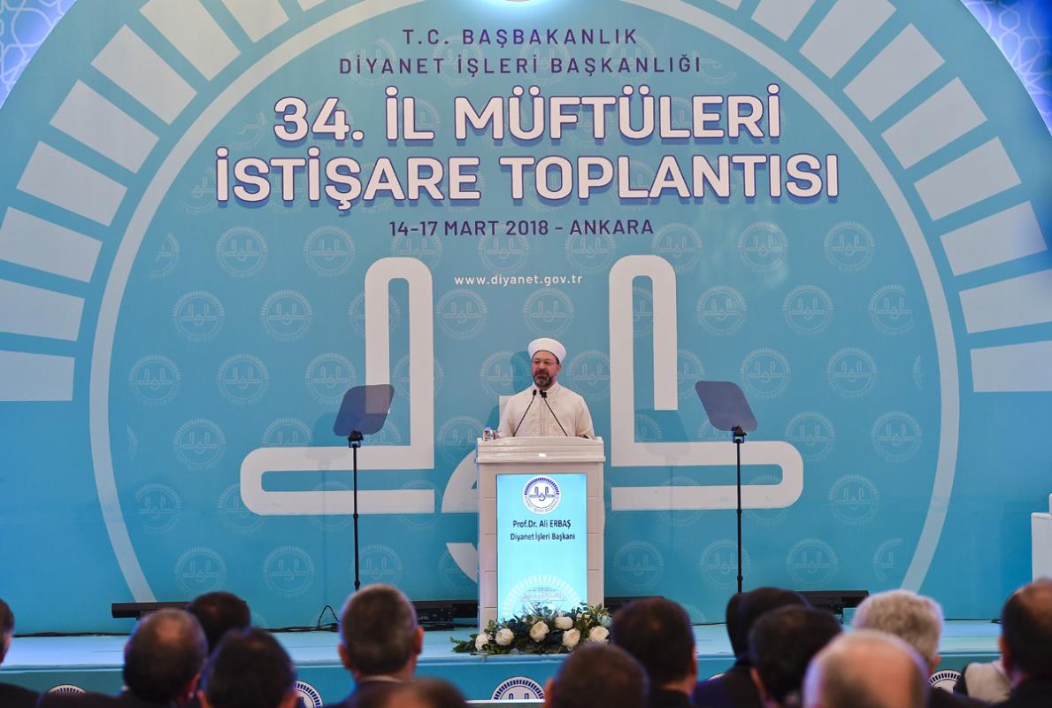 Diyanet &#8216;güncelleme&#8217; ve gerilimde ısrarcı: Zamana uygun fetva, kriz yaratan cemaatlere denetim