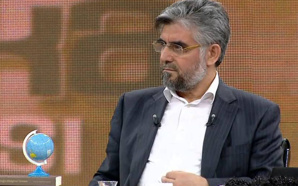 Diyanet&#8217;e meydan okuyan ilahiyatçı: &#8220;Kitaplarınızda, meallerinizde &#8216;Kadını dövün&#8217; yazıyor&#8221;