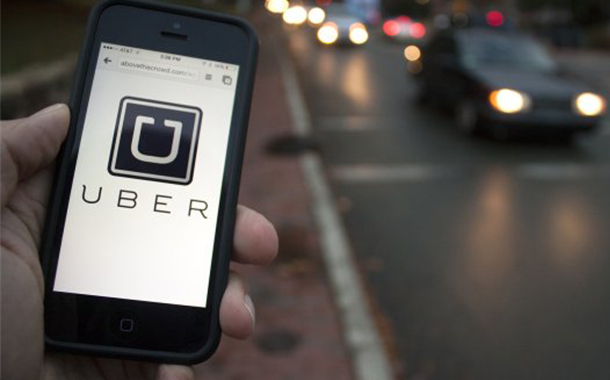 Taksici bıçakla Uber sürücüsüne ve müşterisine saldırdı