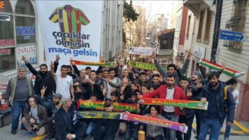 &#8220;Çocuklar ölmesin maça gelsin&#8221; sloganına beraat