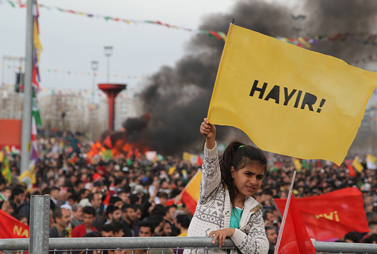 HDP&#8217;ye vurmak ya da &#8220;İlet&#8221; düğmesinin çekiciliği – Semih Bilgen