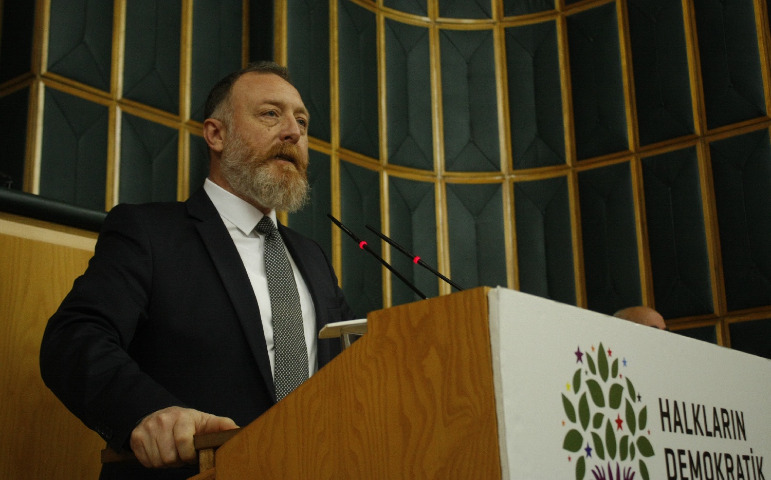Sezai Temelli: &#8220;Günü geldiğinde bu kimyasalları oraya yollayanlar da yargılanacak&#8221;