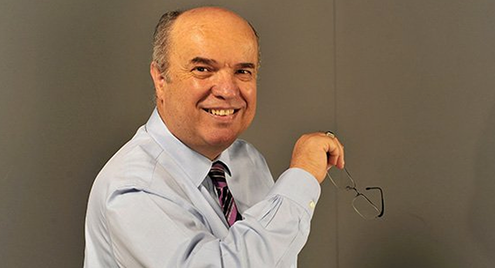Fehmi Koru: &#8220;AK Parti&#8217;de bir telaş var&#8221;