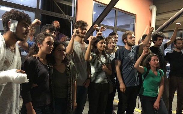 Kadıköy’de darp edilerek gözaltına alınan liseliler serbest