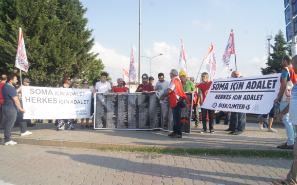Adalet için yürüyen Somalı aileler Tuzla’da işçilerle buluştu