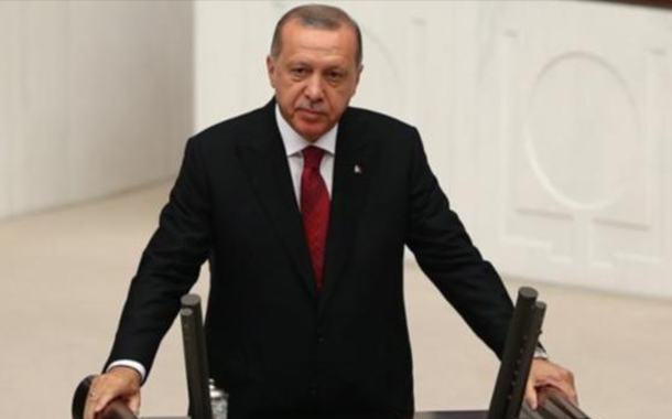 Erdoğan Meclis&#8217;te, şerefi ve namusu üzerine &#8220;tarafsızlık&#8221; yemini etti