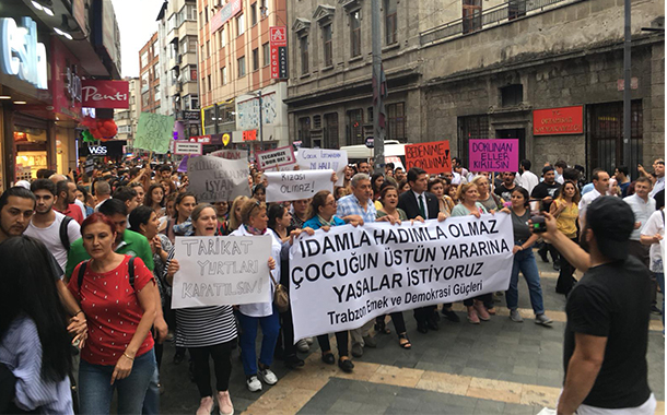 Cinsel istismarla mücadelede ebeveyn olarak yapabileceğiniz 10 şey