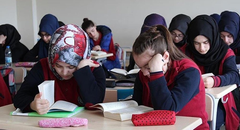 Lise tercihinde imam hatip zorunlu oldu