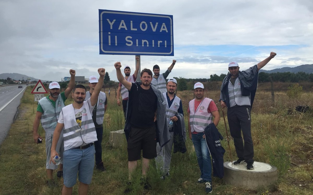 Sendikaya üye oldukları için işten atılan Cargill işçileri İstanbul’a yürüyor