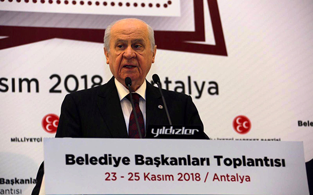 Bahçeli: &#8220;İstanbul ile birlikte Ankara ve İzmir’de de aday çıkarmayacağız&#8221;