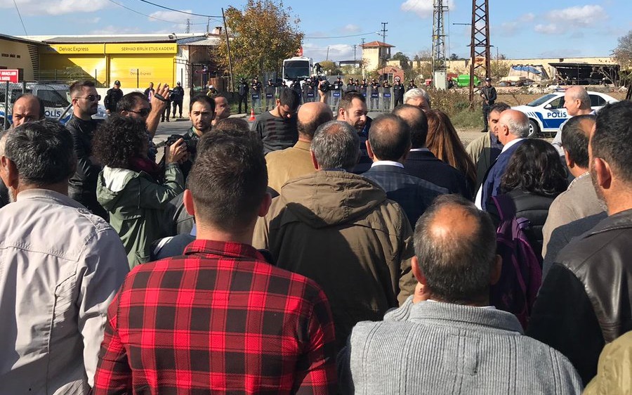 Edirne Cezaevi önünde açıklama yapmak isteyen HDP&#8217;li vekiller darp edildi