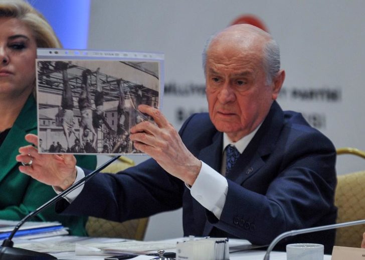 Bahçeli: AKP üç büyükşehirde jesti rest yapmasın, Metin Akpınar Halk TV&#8217;ye çıkıp özür dilesin