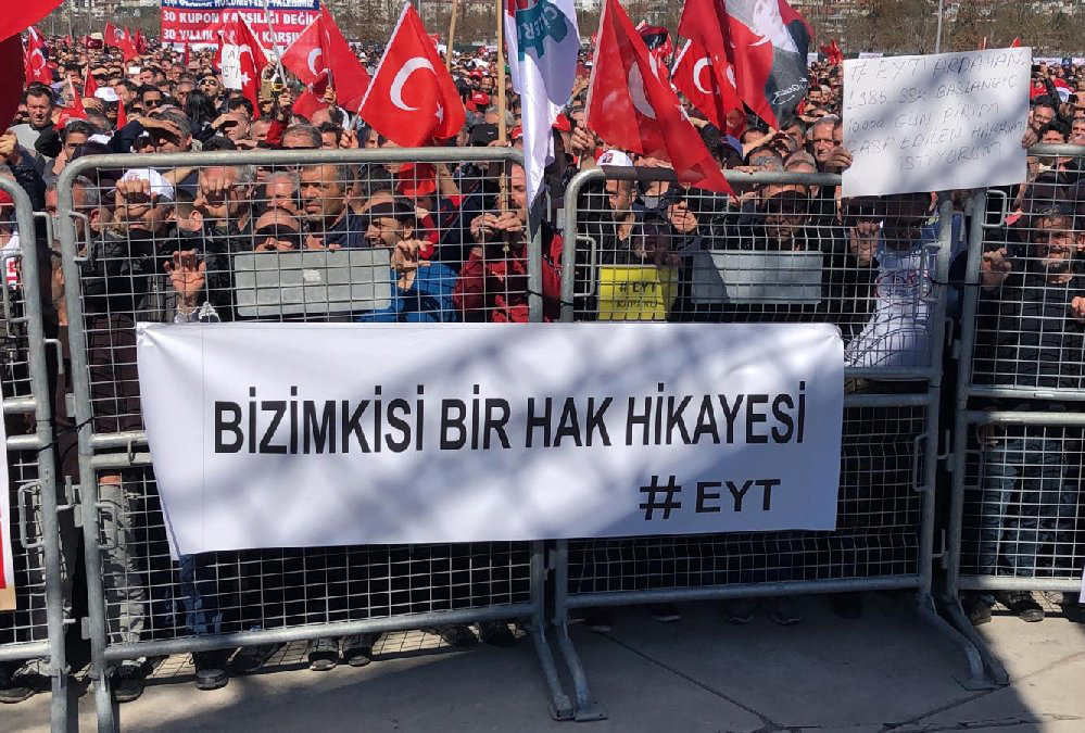 &#8220;Seçimlere 2 gün kala EYT sorunu çözüldü gibi paylaşım ve yorumlara itibar etmeyin!&#8221;