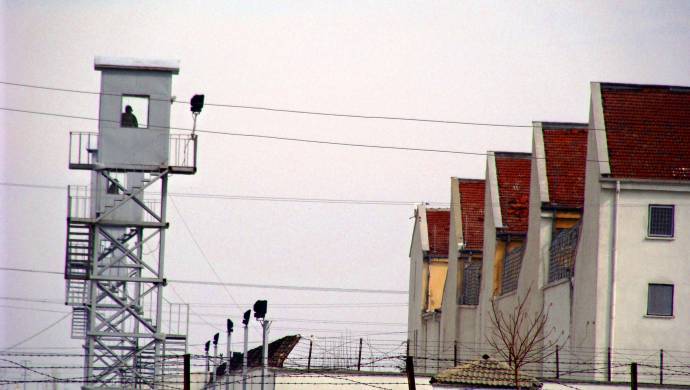 Tecride karşı açlık grevleri ölüm orucuna dönüşüyor