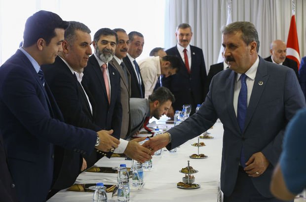 BBP’de 7 MKYK üyesi istifa etti: “Yanlış siyasi tercihlerin parçası olmayacağız”