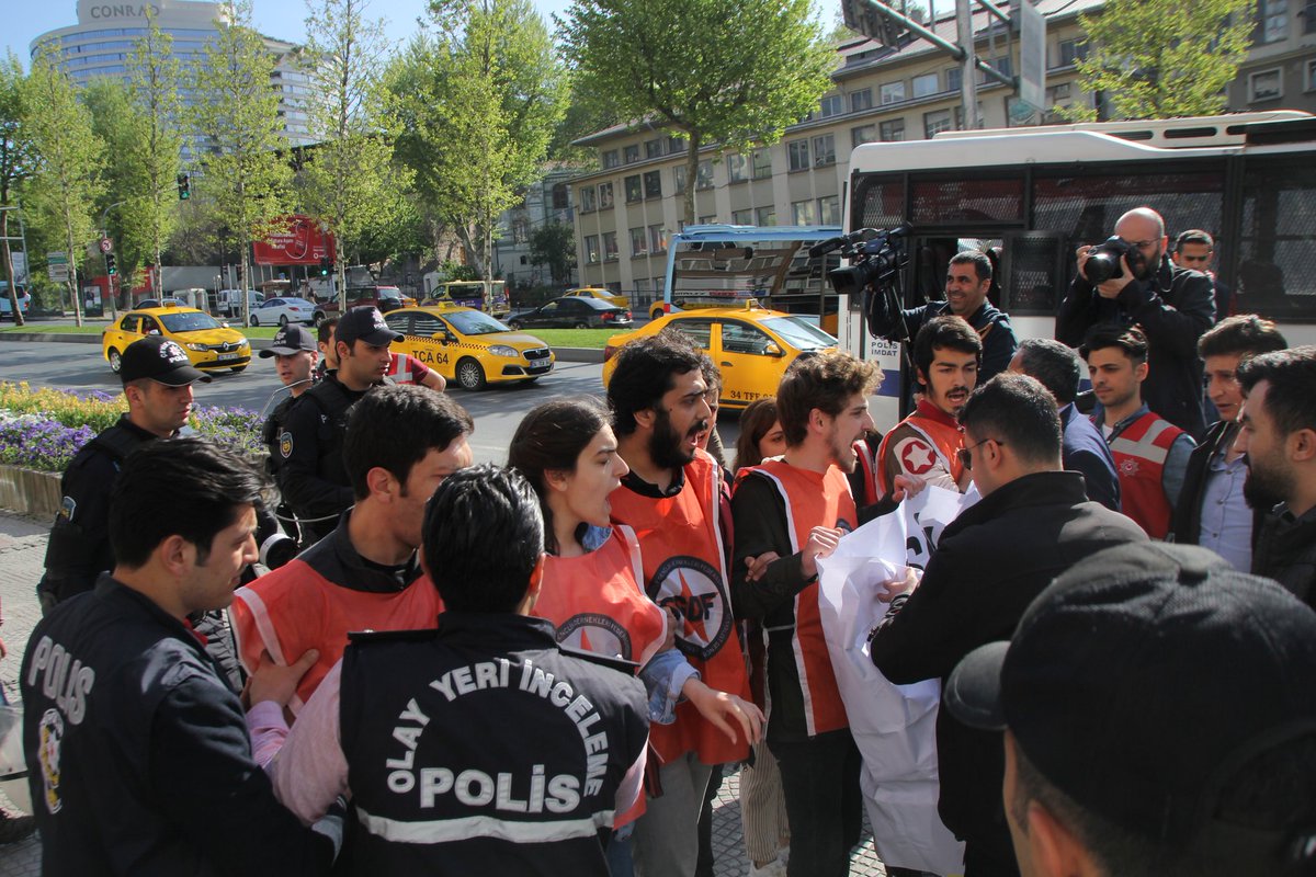 1 Mayıs&#8217;ta Taksim&#8217;e yürümek isteyenlere polis saldırıları: Çok sayıda gözaltı