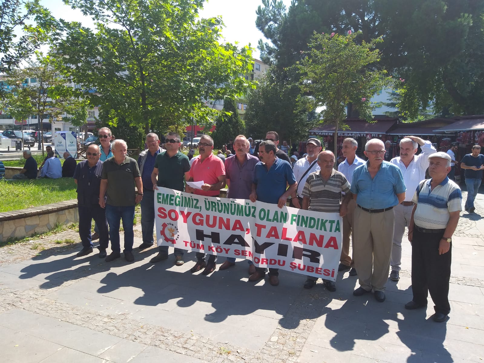 Tüm Köy Sen: &#8220;Soyguna, talana hayır&#8221;