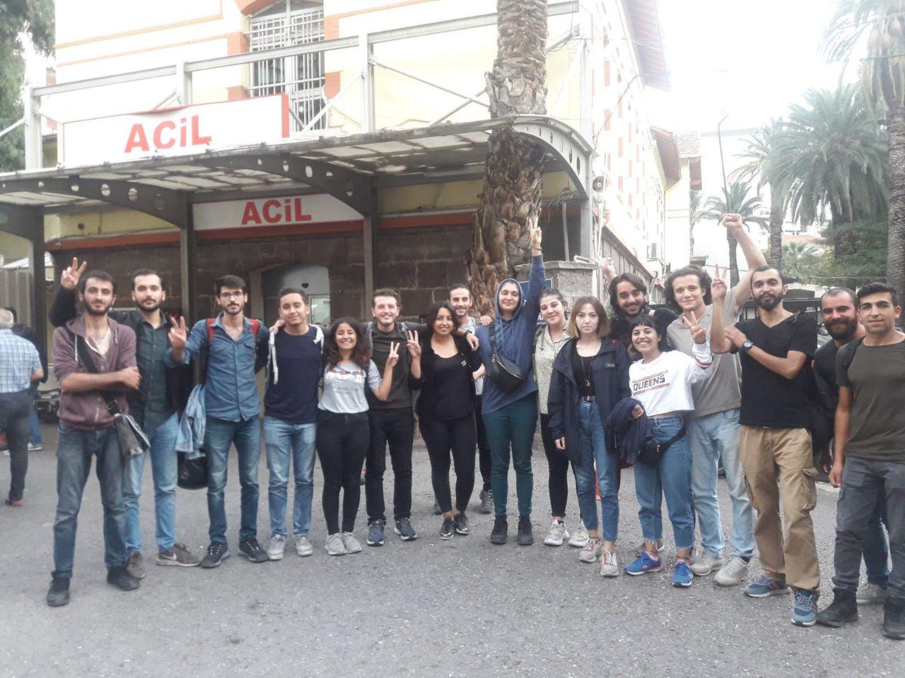 Ege Üniversitesi&#8217;ndeki gözaltına alınan üniversiteliler serbest bırakıldı