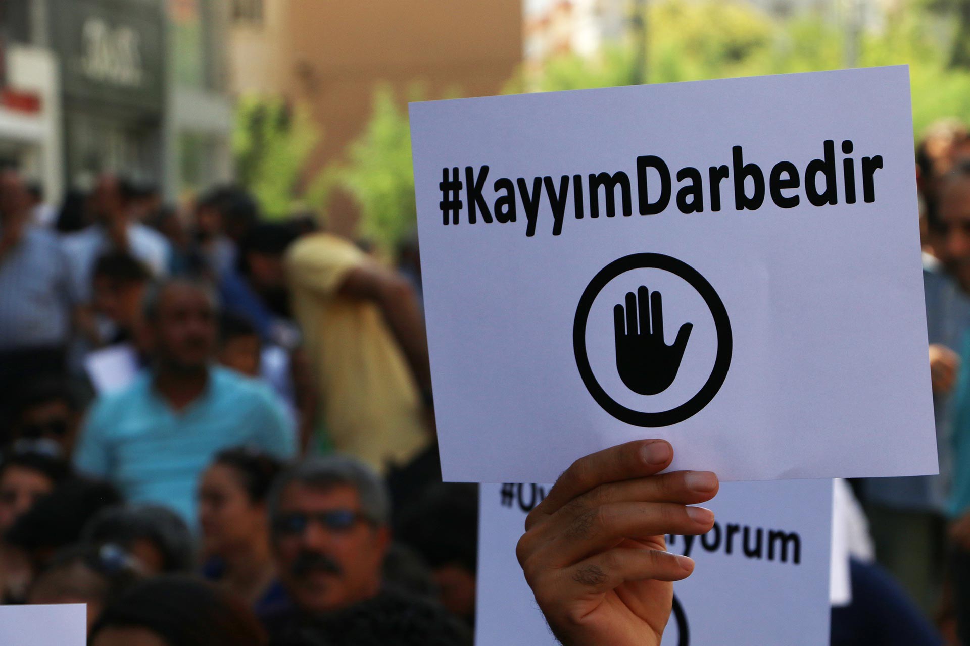 HDP, kayyumlara karşı 7 merkezde kitlesel halk buluşmaları düzenleyecek