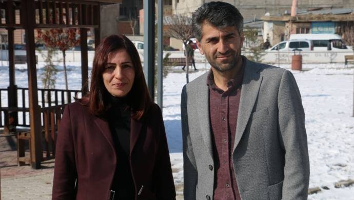 Van İpekyolu Belediyesi eş başkanları ve HDK eş sözcüsü gözaltına alındı
