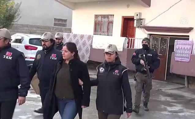HDP&#8217;li Saray Belediye Eş Başkanı Caziye Duman gözaltında