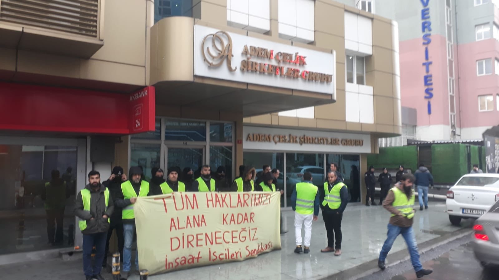Avalon işçilerinin direnişi 32. gününde: İnşaat-İş temsilcisi gözaltına alındı